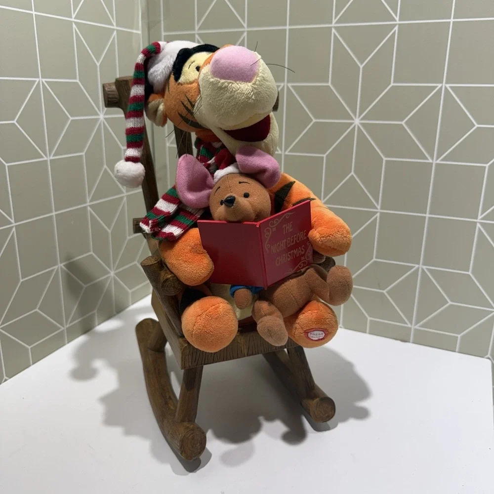 Animated Rocking Chair Tigger and Roo Reading Night‎ Before Christmas Pooh